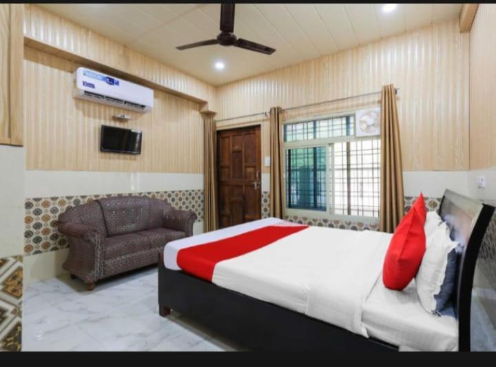 Hotel Chitrarth & Party Lawn Haldwāni Eksteriør bilde